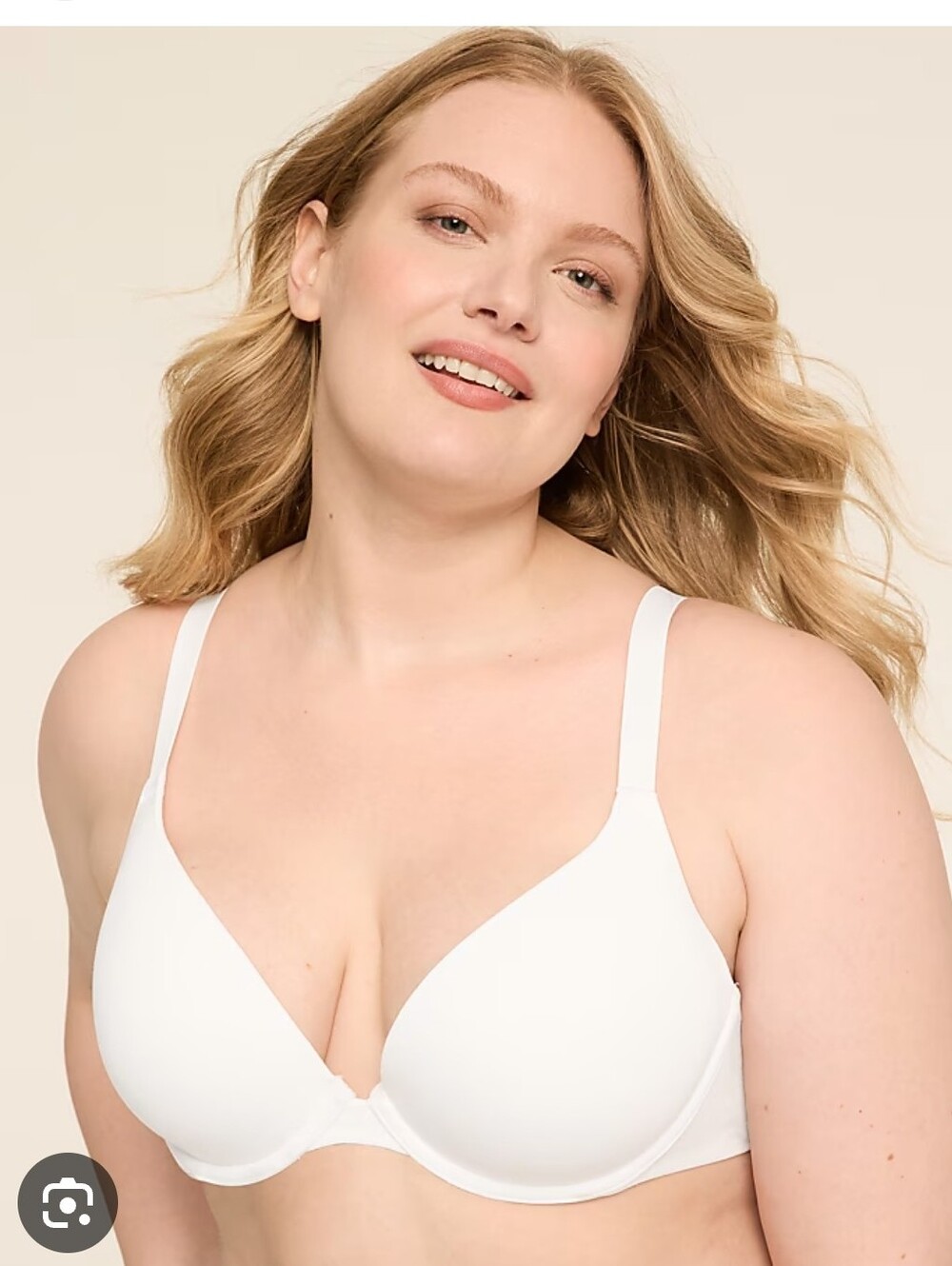 Cacique T-Shirt Underwire Bra in White Size 46D
